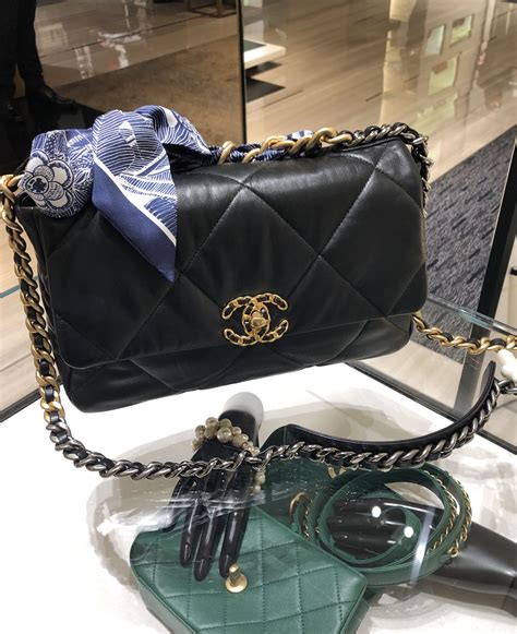 chanel bags 2019|chanel 19 bag price.